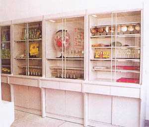 電工電子實(shí)驗(yàn)臺(tái)